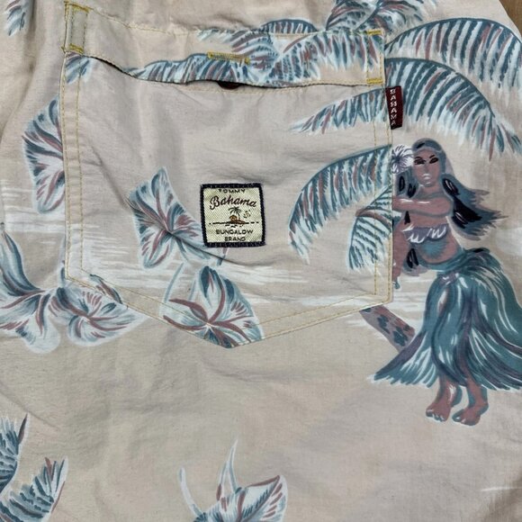 Tommy Bahama Beach Hula Dancers Shorts Floral Print Size Large - Picture 5 of 6